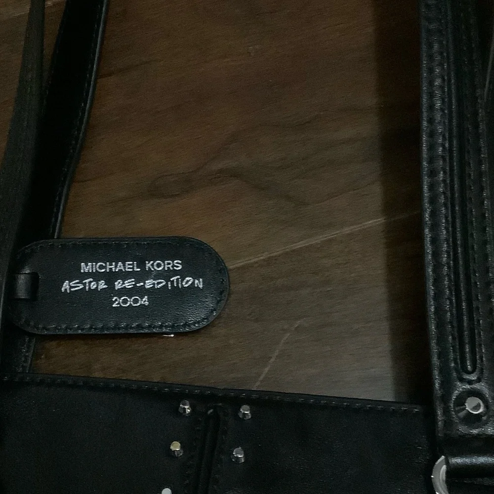 NWT Astor Large Studded Leather Tote Bag - Picture 4 of 8